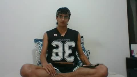 Snapshot of axellatino_ chatting on March 11, 2025, 2:43 am Axel online show from March 11, 2025, 2:43 am