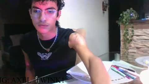 Snapshot of axellatino_ chatting on November 4, 2025, 1:16 am Axel online show from November 4, 2025, 1:16 am