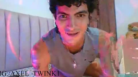 Snapshot of axellatino_ chatting on November 14, 2025, 1:59 am Axel online show from November 14, 2025, 1:59 am