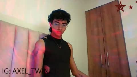 Snapshot of axellatino_ chatting on November 16, 2025, 2:06 am Axel online show from November 16, 2025, 2:06 am