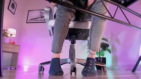 im your little femboy  ALEX   online show from October 18, 2025, 9:15 pm