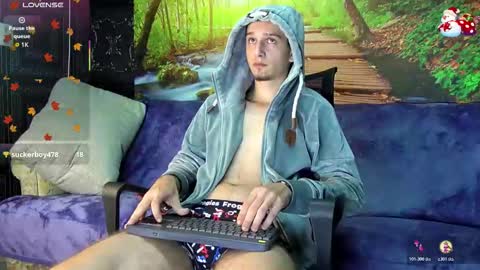 Snapshot of axelmaxximo chatting on November 8, 2025, 3:50 am Axxel online show from November 8, 2025, 3:50 am