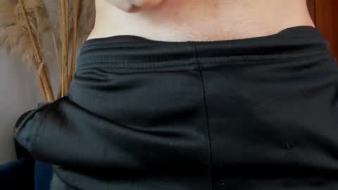 Axel Raven online show from November 25, 2025, 7:58 pm