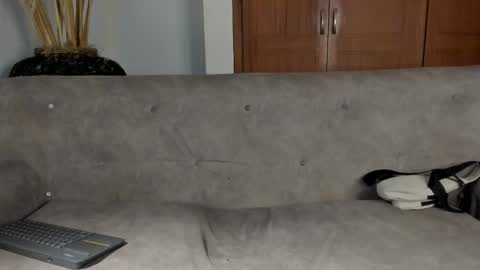 Axel Raven online show from December 16, 2025, 2:11 pm