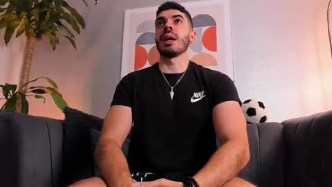 Snapshot of axelthompsom chatting on November 23, 2025, 11:54 am Axel Thompsom online show from November 23, 2025, 11:54 am