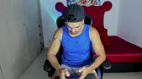 Axel online show from April 8, 2026, 11:32 am