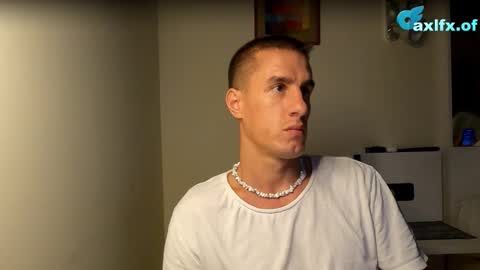 Axl online show from October 19, 2025, 7:25 pm