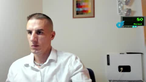 Axl online show from November 8, 2025, 12:49 pm