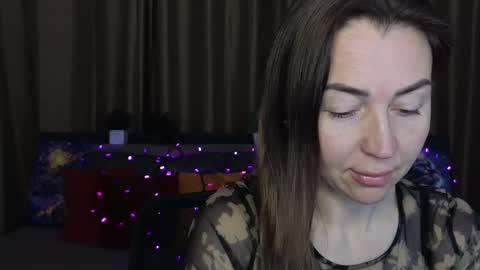 Jully online show from February 21, 2025, 6:29 am