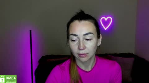 Jully online show from February 23, 2025, 12:27 pm