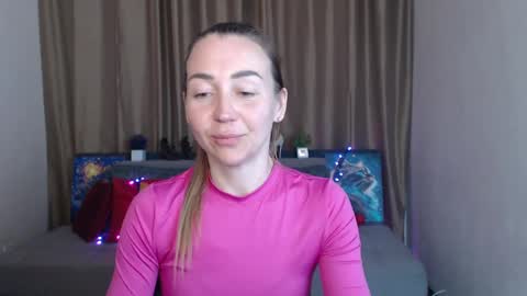 Jully online show from March 8, 2025, 10:22 am