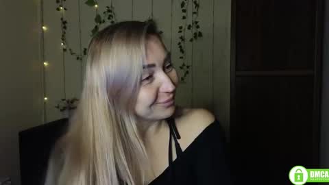 Jully online show from December 20, 2025, 6:26 pm