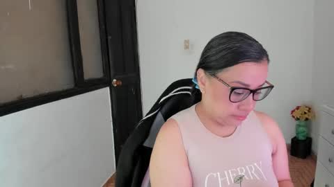 Snapshot of aylaislem chatting on September 18, 2025, 12:18 pm SandyMODELINDEPENDIENT online show from September 18, 2025, 12:18 pm