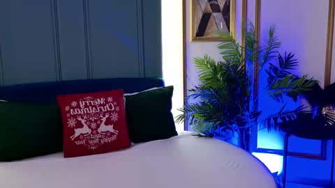 Ayla online show from December 16, 2025, 8:03 pm