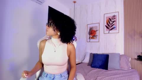 Ayleen online show from October 11, 2025, 12:36 pm