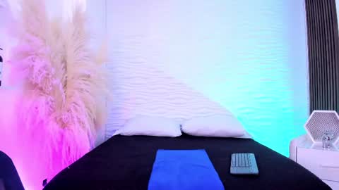 aylinlove_ online show from June 19, 2026, 11:58 am