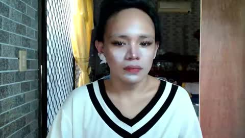 aymkyline online show from March 8, 2026, 2:15 am