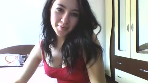 Ayra online show from August 7, 2026, 1:13 pm