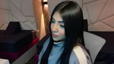 Snapshot of aysel_27 chatting on October 19, 2025, 9:37 pm Aysel online show from October 19, 2025, 9:37 pm