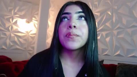 Snapshot of aysel_27 chatting on November 29, 2025, 10:35 pm Aysel online show from November 29, 2025, 10:35 pm