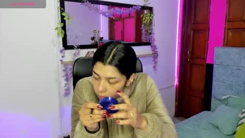 Aysha online show from March 17, 2026, 11:41 pm