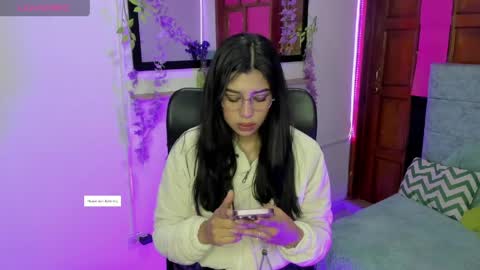 Aysha online show from April 18, 2026, 3:43 am