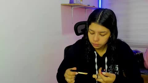 aysha_winxx online show from October 28, 2025, 11:14 am