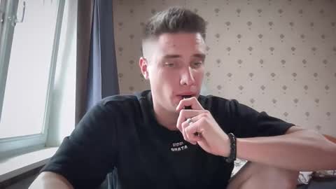 Snapshot of azazelmax chatting on October 24, 2025, 12:34 pm azazelmax online show from October 24, 2025, 12:34 pm