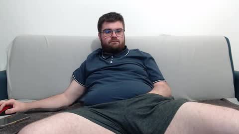 Azer online show from November 17, 2025, 10:15 pm