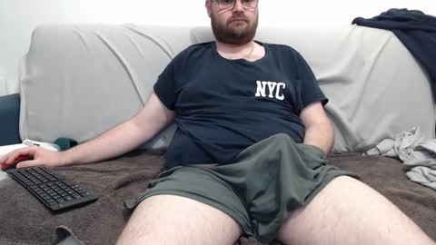 Snapshot of azer912 chatting on December 21, 2025, 9:16 am Azer online show from December 21, 2025, 9:16 am