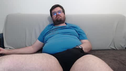 Snapshot of azer912 chatting on February 14, 2026, 8:27 pm Azer online show from February 14, 2026, 8:27 pm