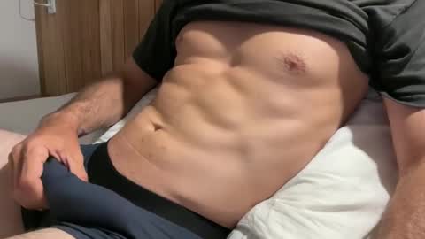 Snapshot of azik10 chatting on October 7, 2025, 7:11 pm Azik10 online show from October 7, 2025, 7:11 pm