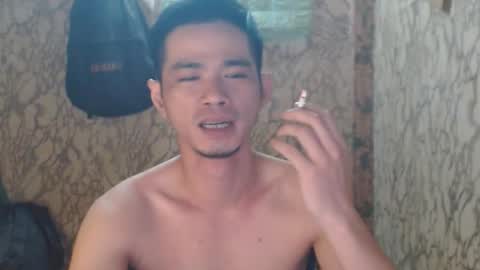 Snapshot of azn_philip chatting on November 1, 2025, 4:25 am Philip online show from November 1, 2025, 4:25 am