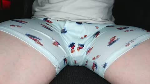 azrul_9 online show from July 3, 2026, 2:18 am