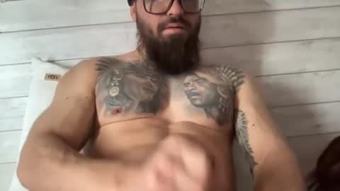 aztecworrior91 online show from January 31, 2025, 6:36 pm