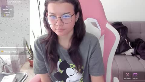 Snapshot of azu_chan chatting on March 27, 2026, 2:39 pm Azu online show from March 27, 2026, 2:39 pm