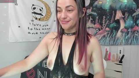Snapshot of azucenaxxxgp chatting on January 20, 2025, 5:06 pm Azucena R online show from January 20, 2025, 5:06 pm