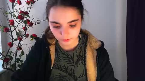 azumi_chan_ online show from November 16, 2025, 11:16 am