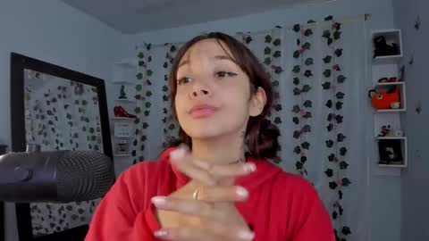 Snapshot of azumi_saan chatting on December 22, 2025, 3:03 am azumi saan online show from December 22, 2025, 3:03 am