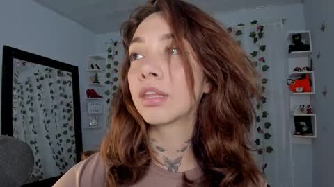 Snapshot of azumi_saan chatting on January 9, 2026, 2:36 am azumi saan online show from January 9, 2026, 2:36 am