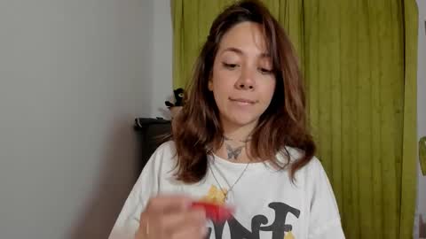 Snapshot of azumi_saan chatting on February 17, 2026, 3:25 am azumi saan online show from February 17, 2026, 3:25 am