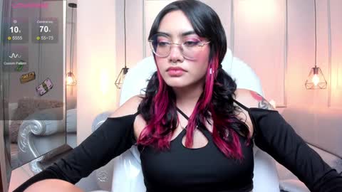Snapshot of azurakindong chatting on December 18, 2024, 8:14 pm Azura online show from December 18, 2024, 8:14 pm