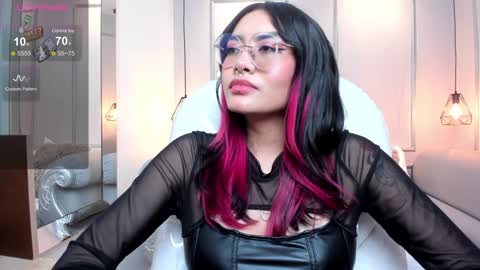 Snapshot of azurakindong chatting on January 9, 2025, 10:31 pm Azura online show from January 9, 2025, 10:31 pm