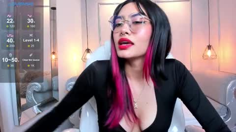 Snapshot of azurakindong chatting on February 13, 2025, 1:40 am Azura online show from February 13, 2025, 1:40 am