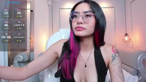 Snapshot of azurakindong chatting on March 3, 2025, 7:17 pm Azura online show from March 3, 2025, 7:17 pm