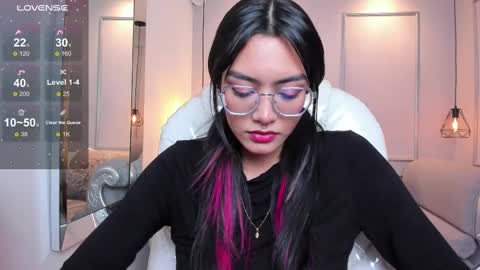Snapshot of azurakindong chatting on September 17, 2025, 7:37 pm Azura online show from September 17, 2025, 7:37 pm