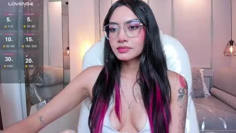Snapshot of azurakindong chatting on September 25, 2025, 7:50 pm Azura online show from September 25, 2025, 7:50 pm