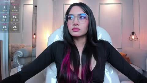 Snapshot of azurakindong chatting on September 30, 2025, 7:30 pm Azura online show from September 30, 2025, 7:30 pm