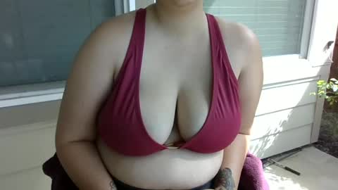 Snapshot of azuregoddess chatting on May 24, 2026, 5:07 pm azuregoddess online show from May 24, 2026, 5:07 pm