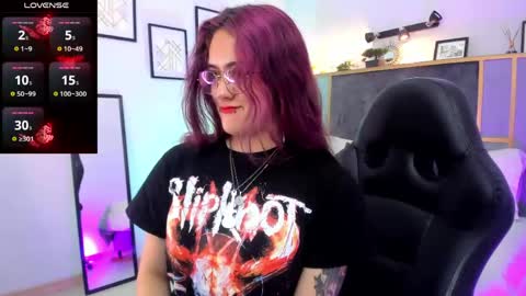 Azurra  online show from May 22, 2026, 8:58 pm